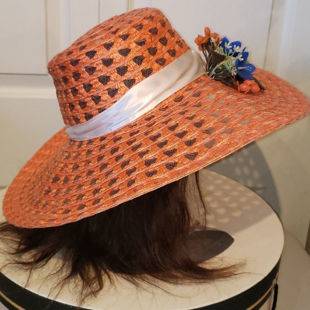 Caprice Peachy Floral Hat - Picture 5 of 7